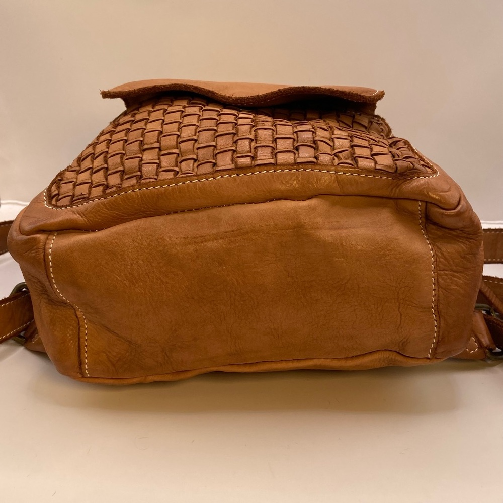 Costanza Rota Italian Woven Leather Backpack - Picture 3 of 16